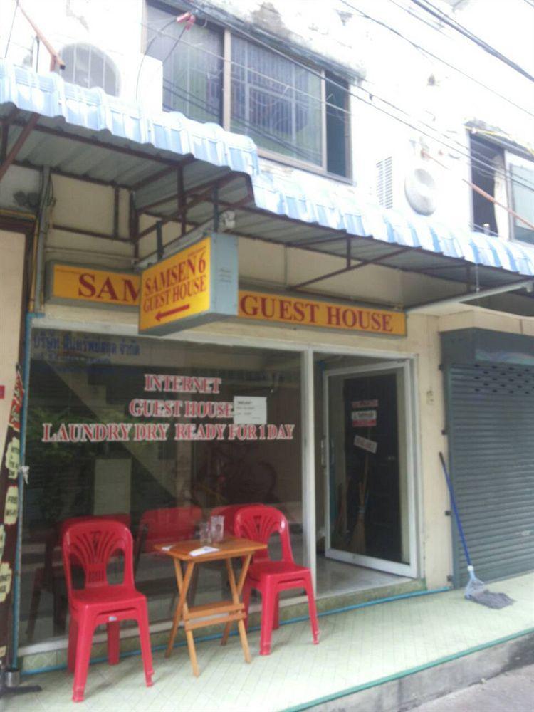 Q6 At 6 Hostel Bangkok Exterior photo
